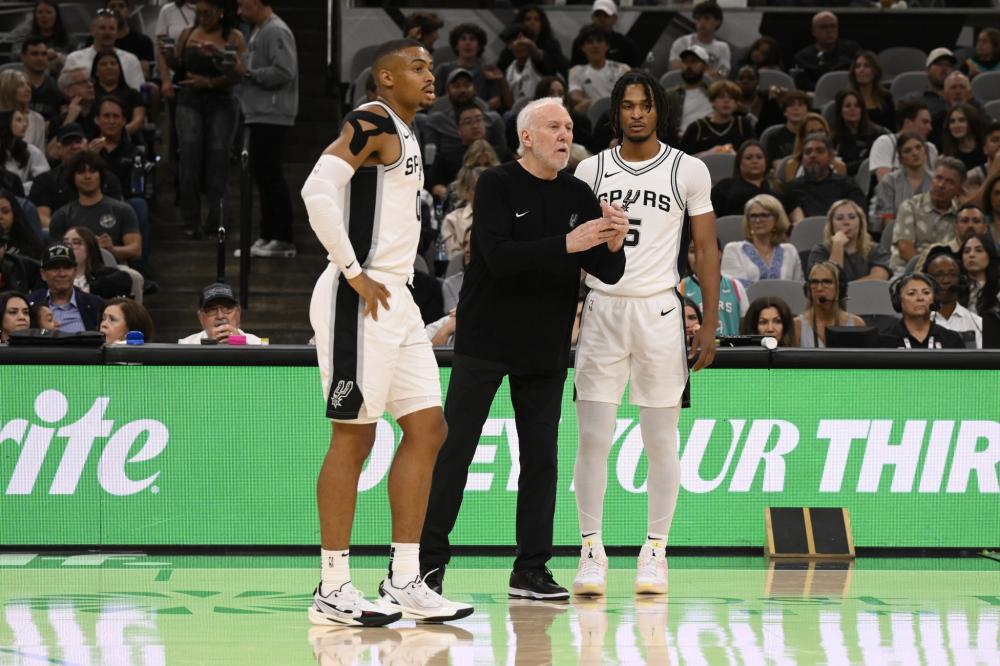 这种亲昵的 这种亲昵的